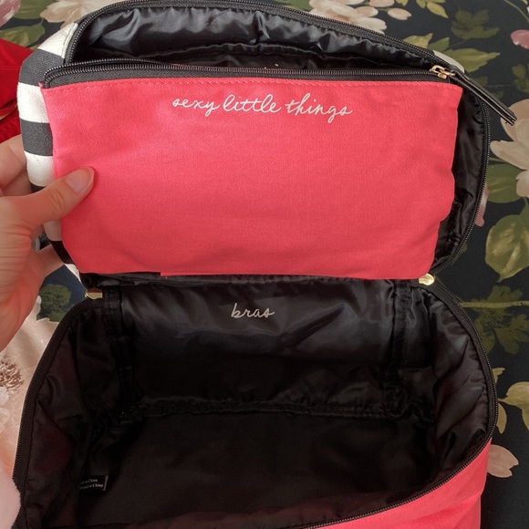 Victoria’s Secret Travel Bag - Picture 6 of 7